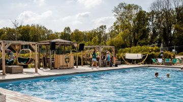 famille greenfields piscine